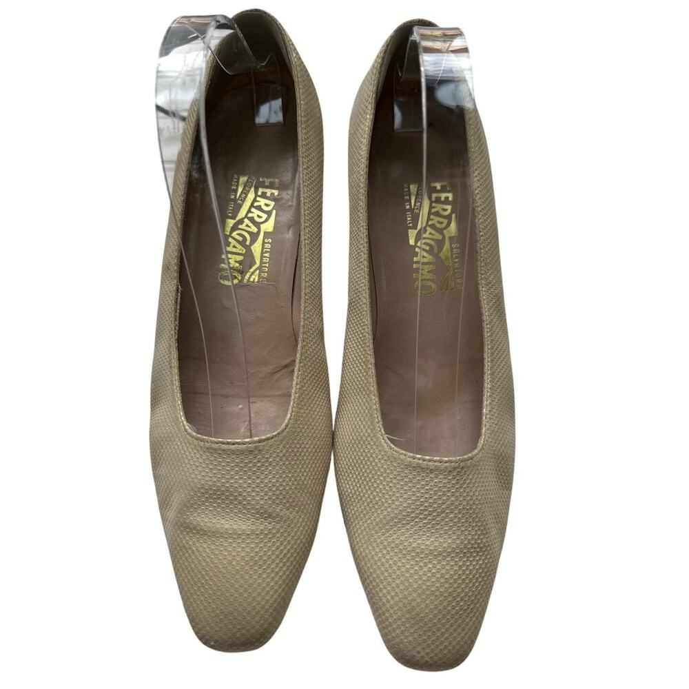 Vintage Ferragamo Cream Heels Size 10